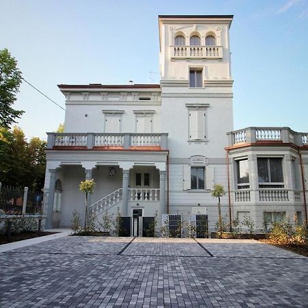 Villa Benatti Карпи Экстерьер фото